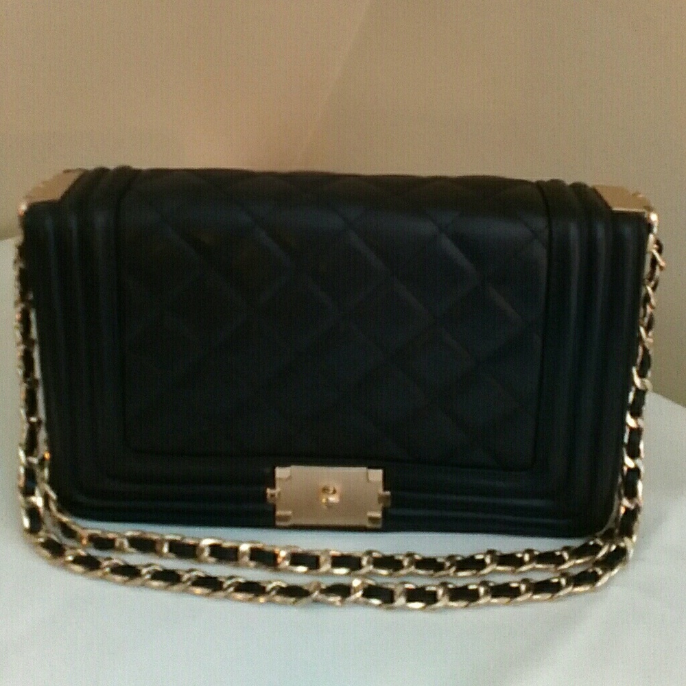 NWOT quilted rose gold all chain bag
